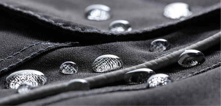 Für BKOMM neuss, DBL, Testaufnahmen, Regen, Wasser, Regenjacke, Arbeitsschutz, PSA